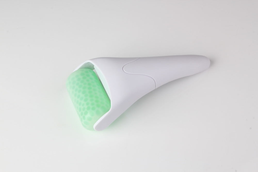 Face Roller for a Refreshed, Radiant Look